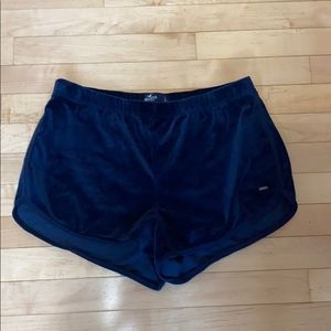 Hollister Velvet shorts